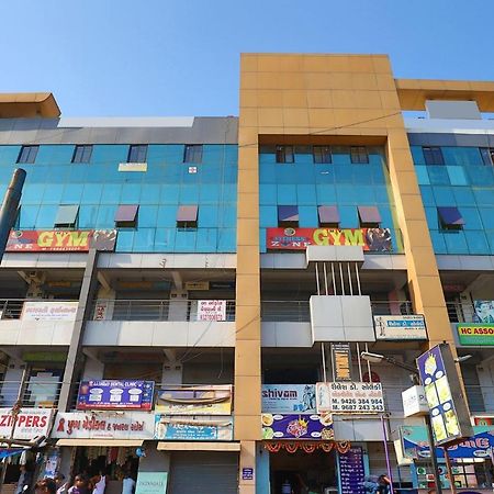 Hotel Tulip Plaza Amhedabad Dış mekan fotoğraf